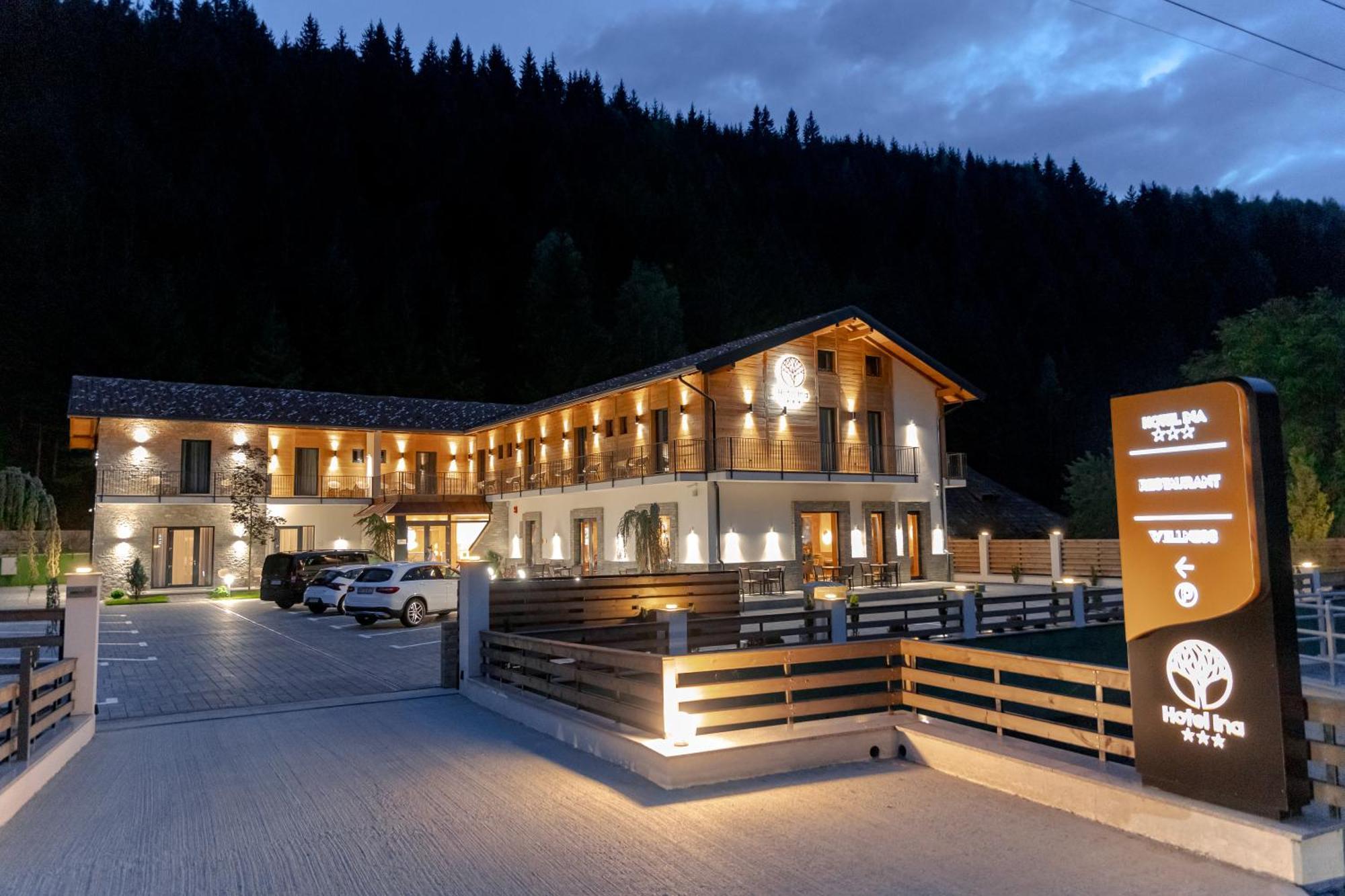 Hotel Ina Borsa  Exterior photo
